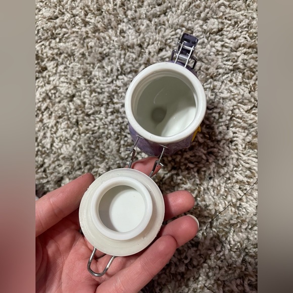 Glass Buddha jar - Picture 10 of 10